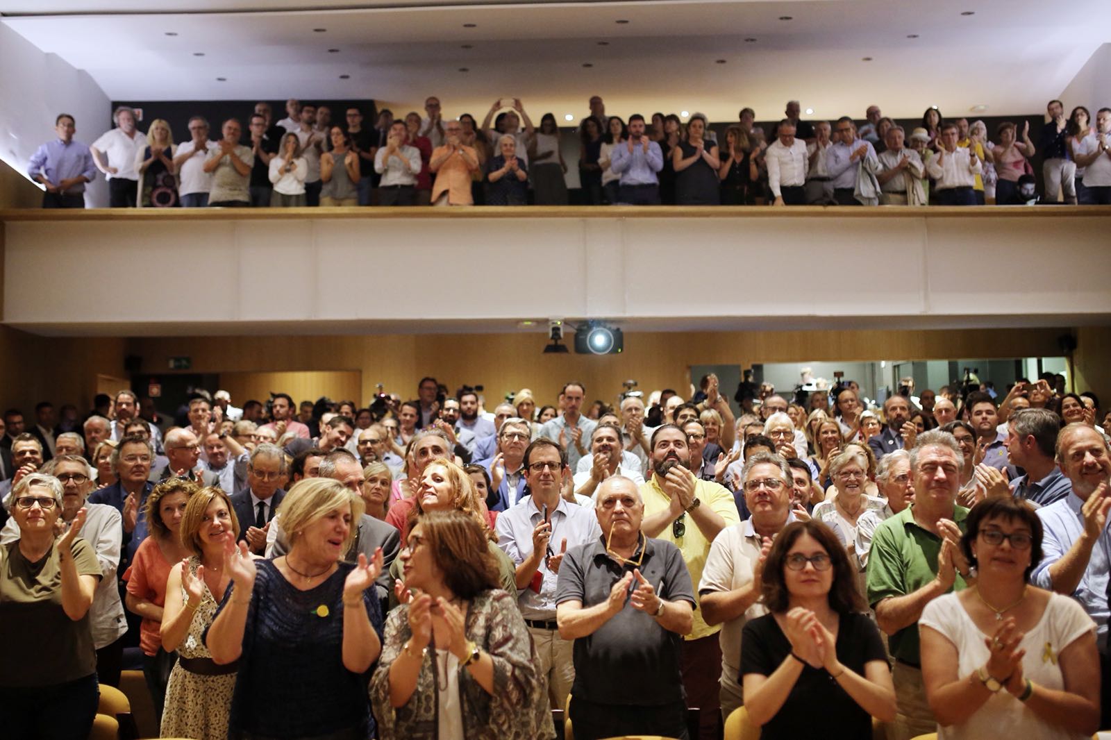 Doble presentación de Crida Nacional ante la fuerte asistencia de público