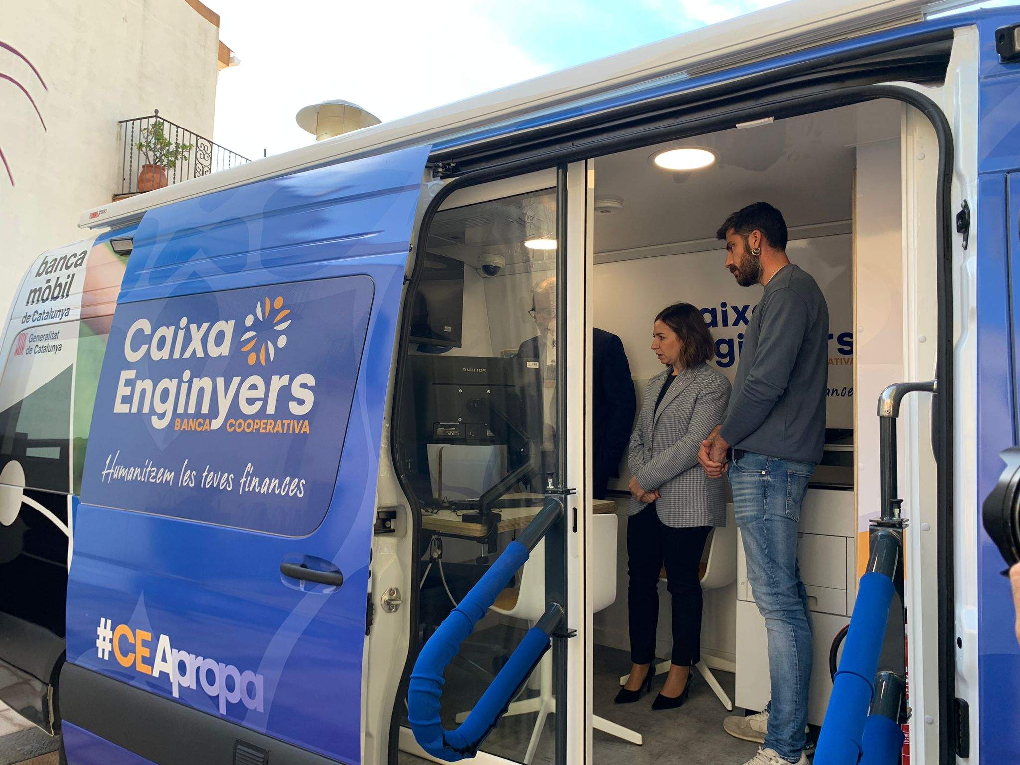 Ningún ciudadano sin servicios bancarios