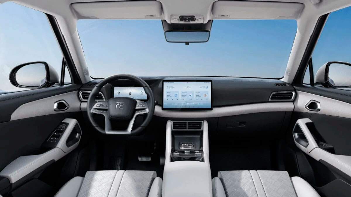 BYD Atto 2 es el coche que te comprarás si no quieres pagar lo que cuesta un Tesla Model 3