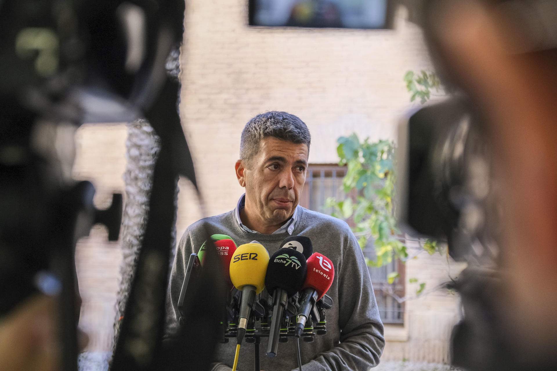 Carlos Mazón presentarà el tiquet del dinar del dia de la DANA: "No hi ha res a ocultar"