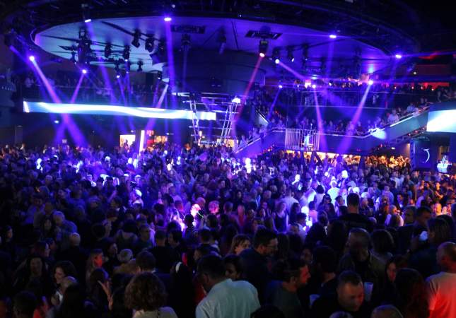 discoteca interior arxiu acn