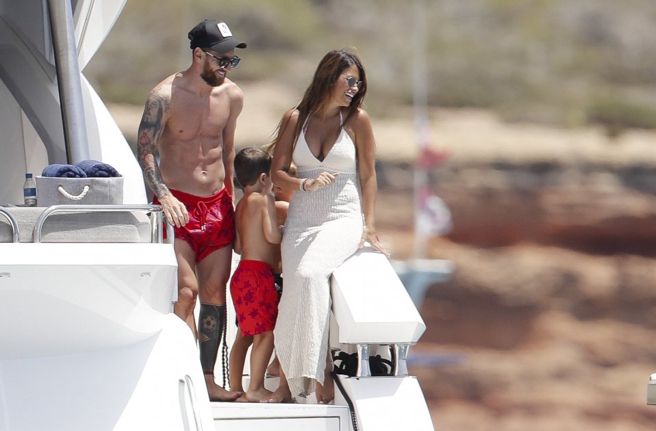 Messi y Antonella vacaciones GTRES