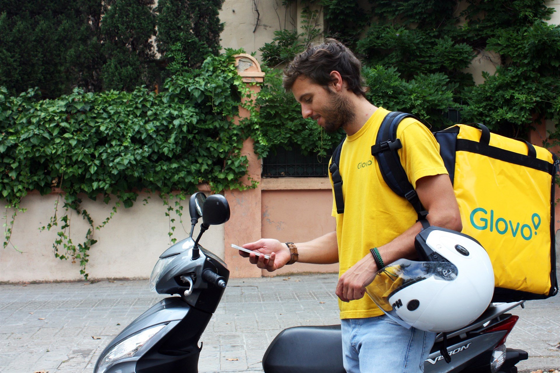 Los 'riders' instan a Inspección de Trabajo a llegar "hasta el final" con Glovo