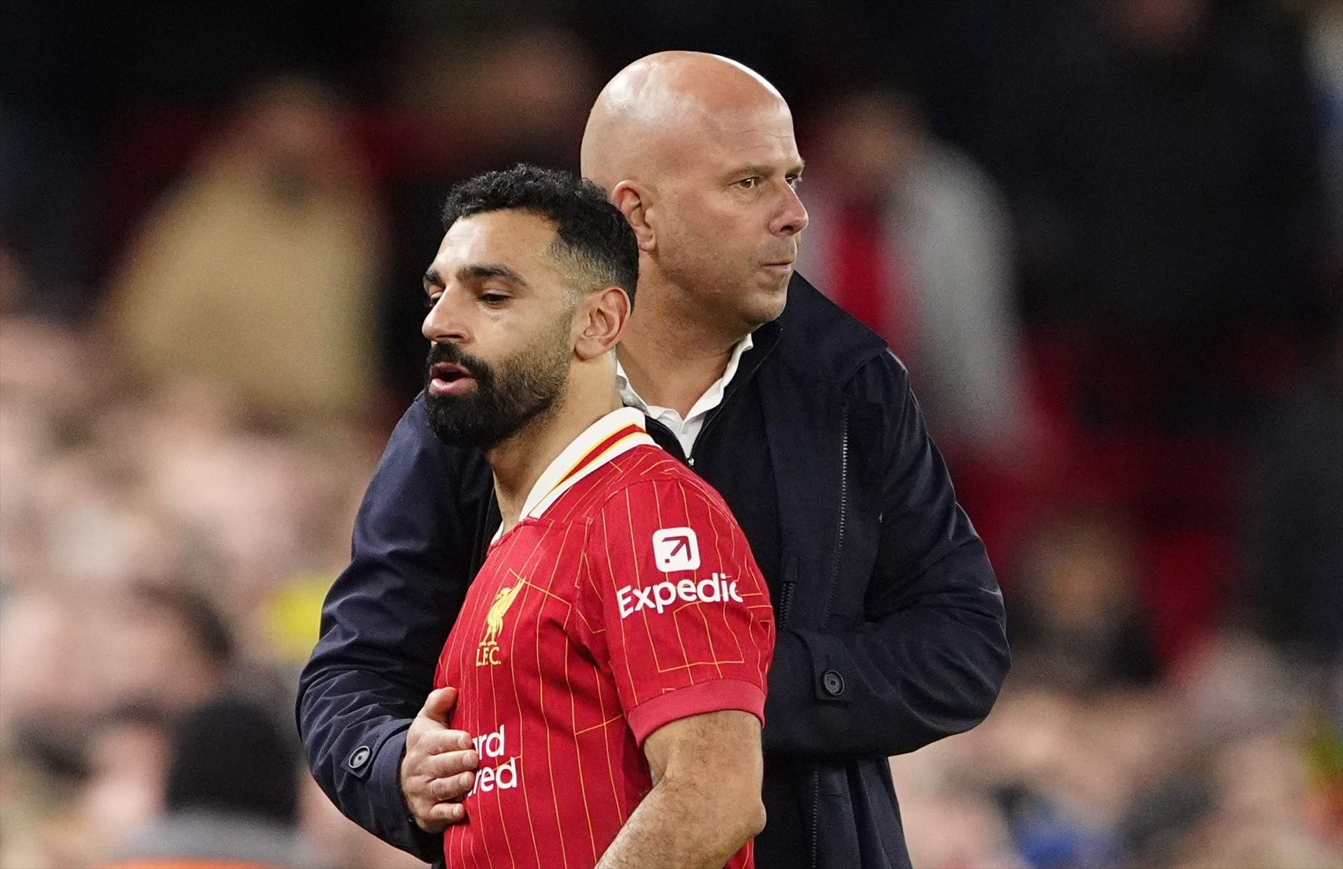 Arne Slot apunta al Barça en busca del recambio de Salah