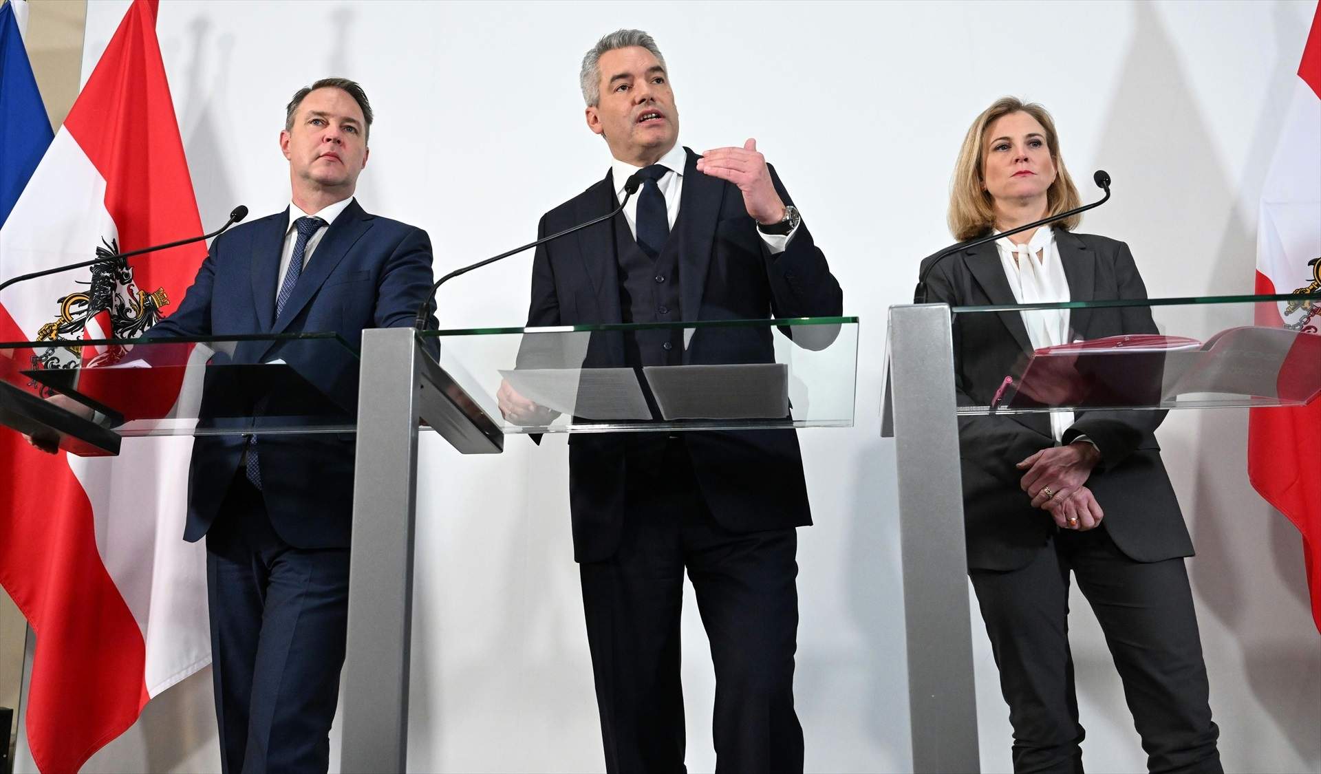 El primer ministre d'Àustria dimiteix després d'un estira-i-arronsa fallit per formar govern