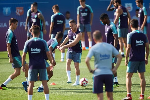 Entrenamiento Barça pretemporada EFE