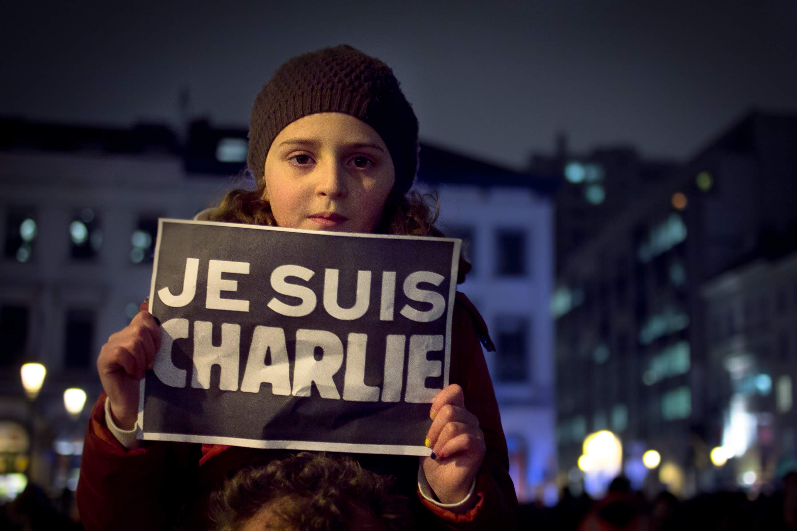 Así es la portada de 'Charlie Hebdo' que conmemora los diez años del atentado