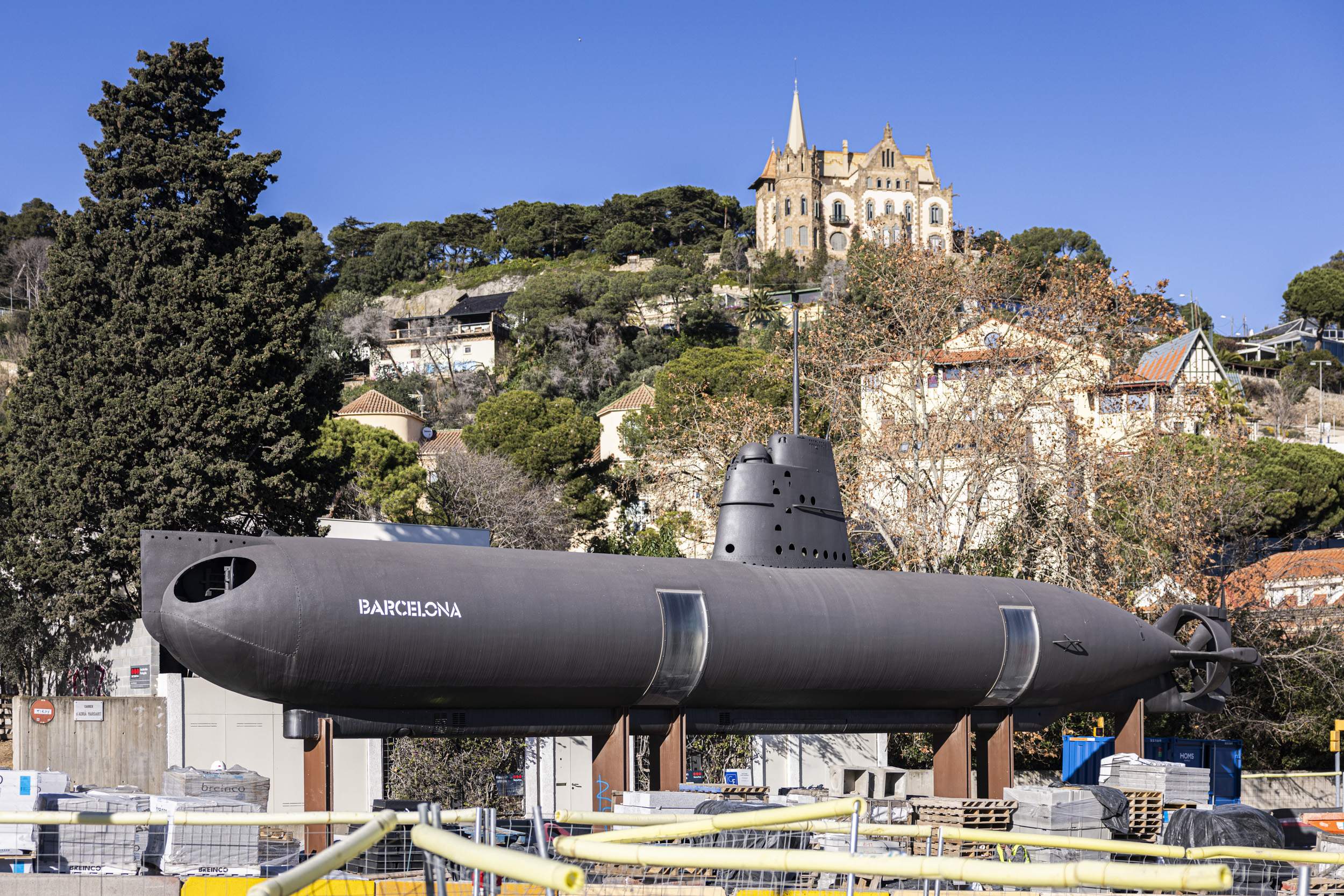 Un submarí insòlit, una caseta de nines de somni i altres atractius de Sarrià-Sant Gervasi