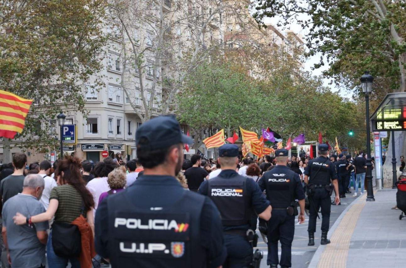 Querella contra un policía español infiltrado en el movimiento social valenciano