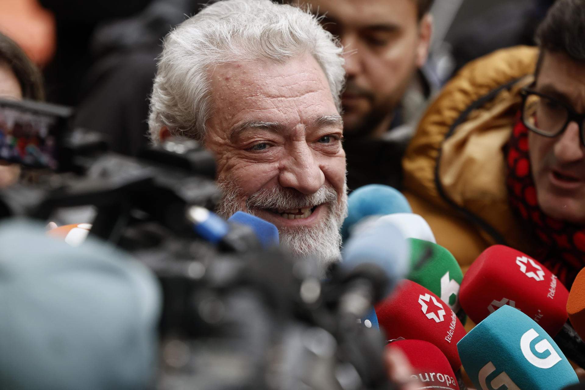 Miguel Ángel Rodríguez surt en defensa de la parella d'Ayuso: "És un senyor honorable"
