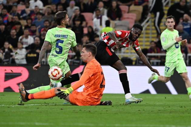 Szczesny Athletic Club Iñaki Willaims / Foto: EFE Szczesny Athletic Club Iñaki Willaims / Foto: EFE