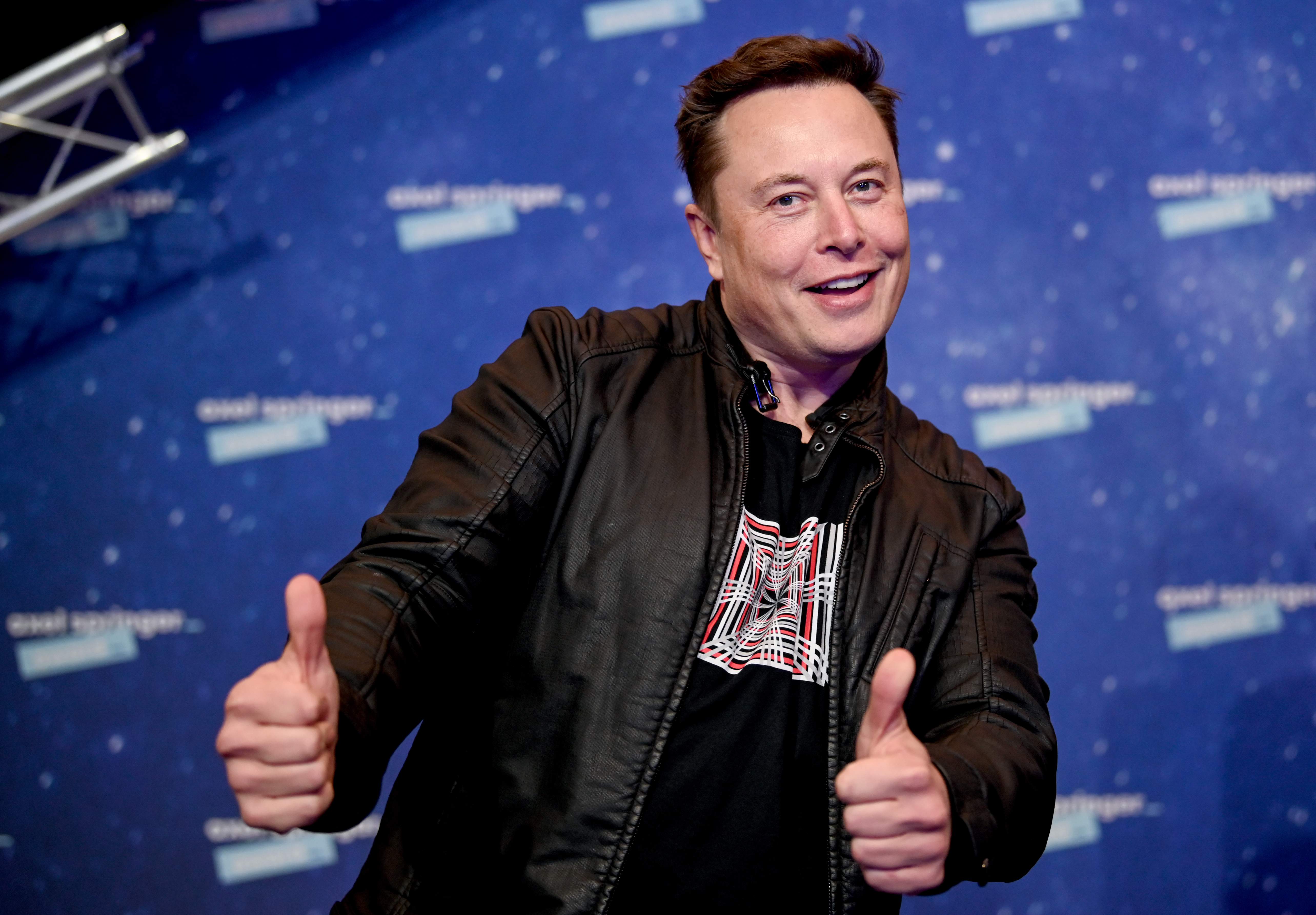 El 'Financial Times' denuncia que Elon Musk maquina para destituir al primer ministro británico