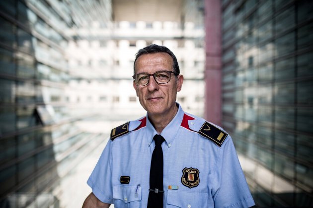 inspector mossos d'esquadra entrevista 1 any atempat de barcelona - Carles Palacio