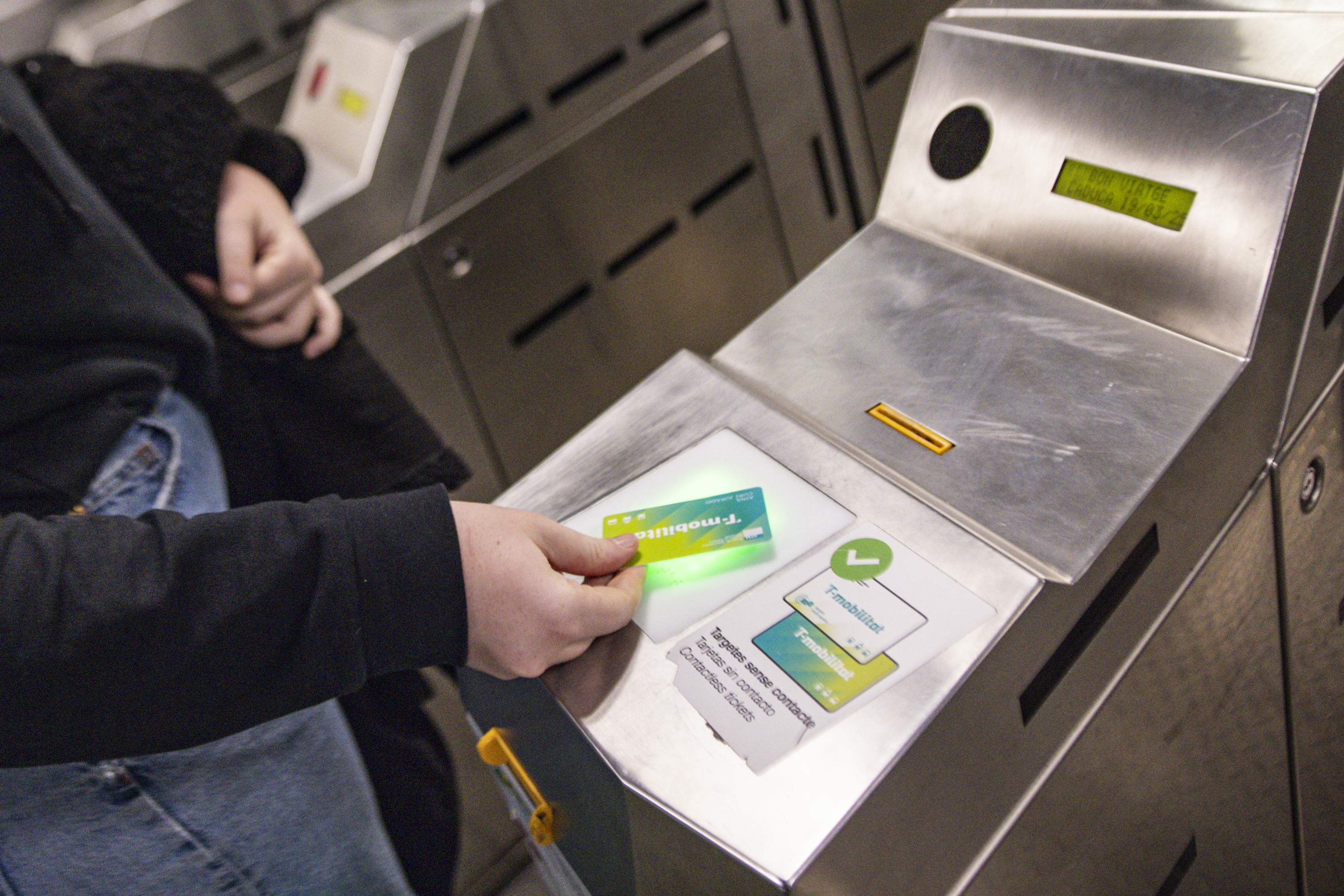 La T-Jove mantendrá la bonificación del 50% en 2026, pero la T-Usual podría costar el doble