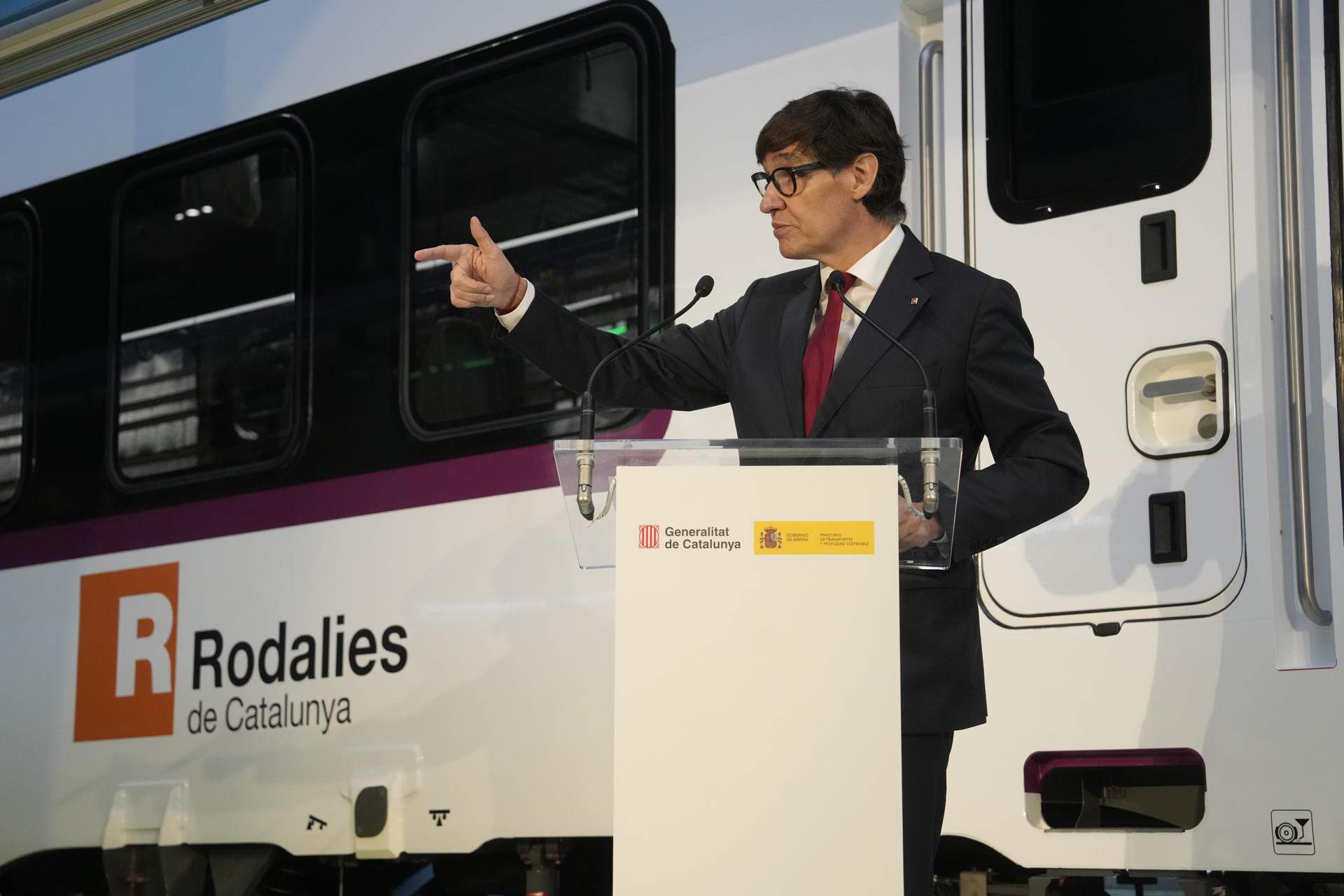 Illa avança que aquest gener hi haurà "passos endavant" per a un "bon traspàs" de Rodalies