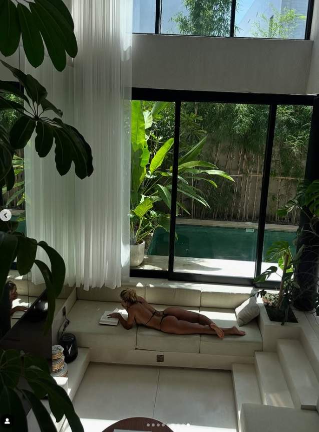 Jessica Goicoechea y el libro que no suelta IG Jessica Goicoechea y el libro que no suelta IG