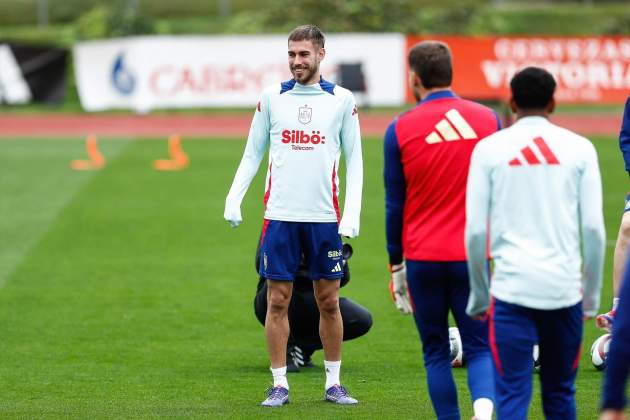 Òscar Mingueza entrenamiento selección española España / Foto: Europa Press Òscar Mingueza entrenamiento selección española España / Foto: Europa Press