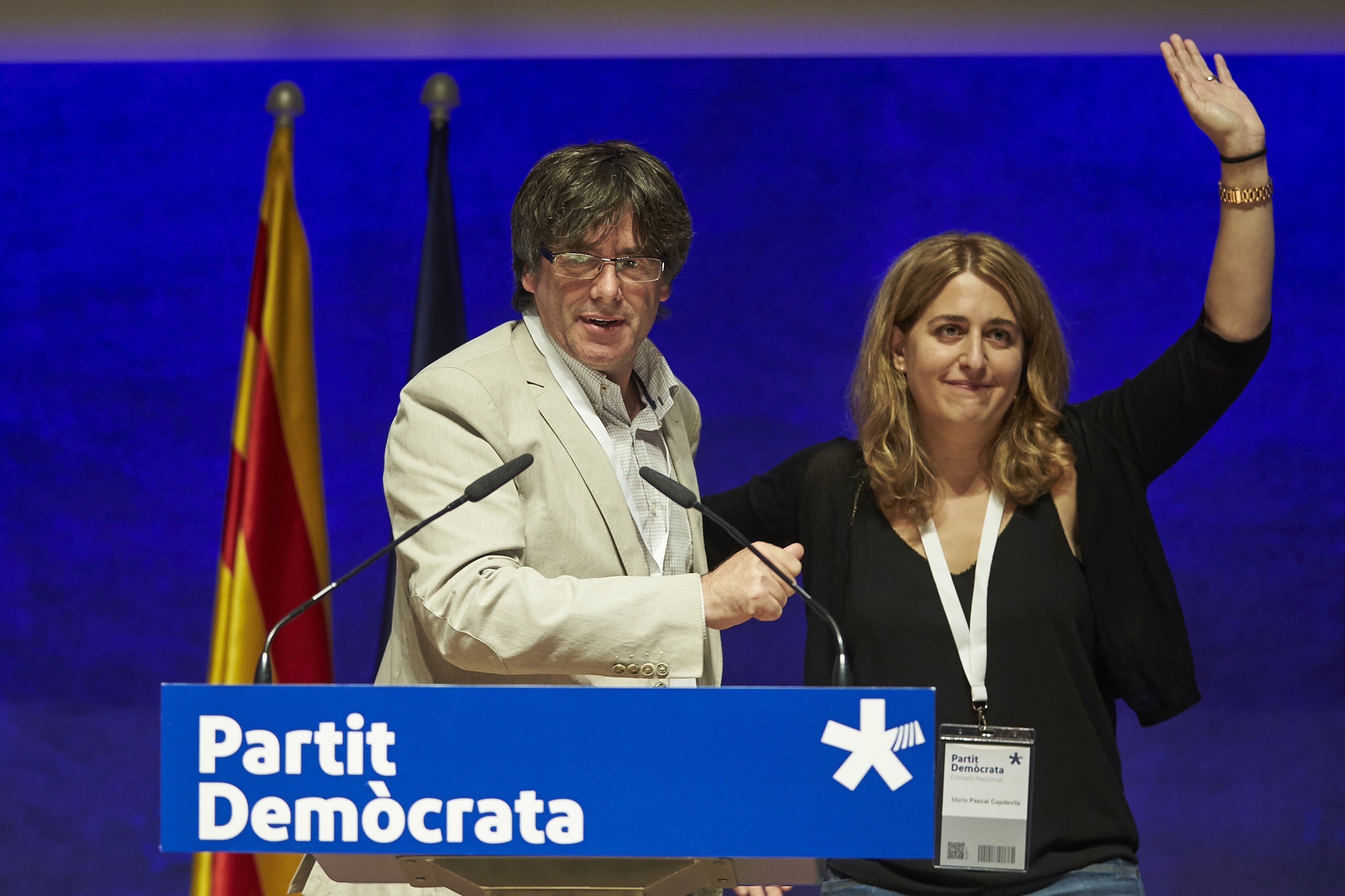 El PDeCAT intenta contra reloj evitar el choque interno por la Crida de Puigdemont