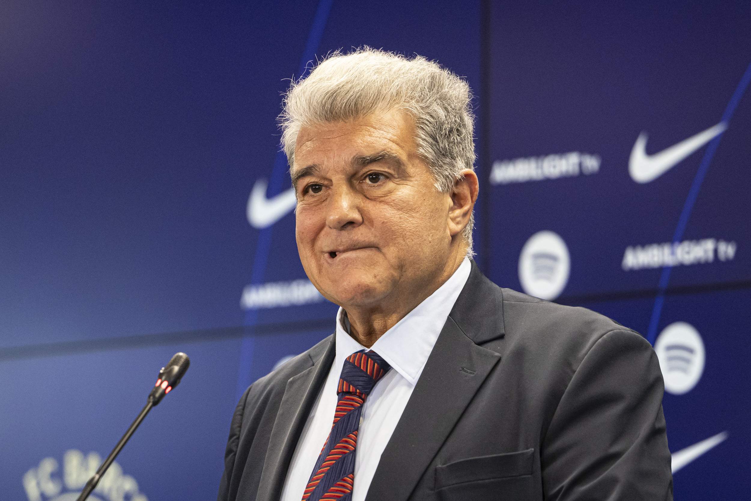 Joan Laporta tanca l'acord i jugarà en el Barça fins a 2028