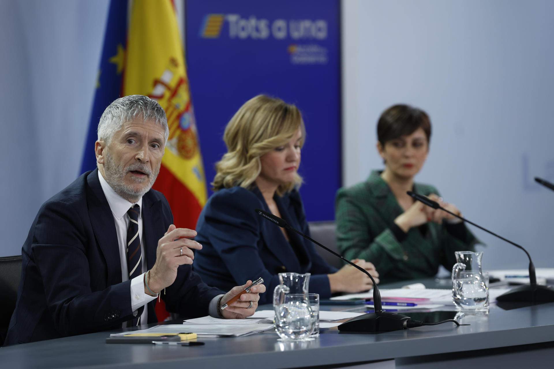 Marlaska defensa el CNI tot i les negligències amb l’imam i “valorarà” desclassificar més documents