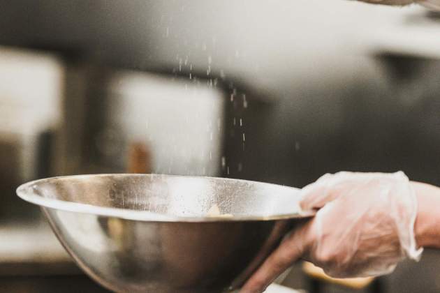 Es importante usar sal fina / Foto: Unsplash Es importante usar sal fina / Foto: Unsplash