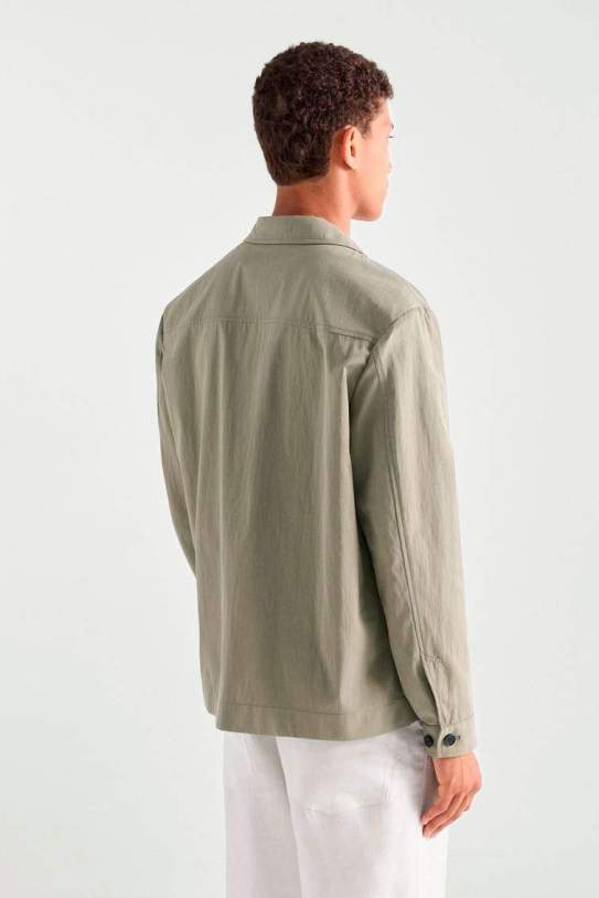 Sobrecamisa bolsillos algodón esmerilado