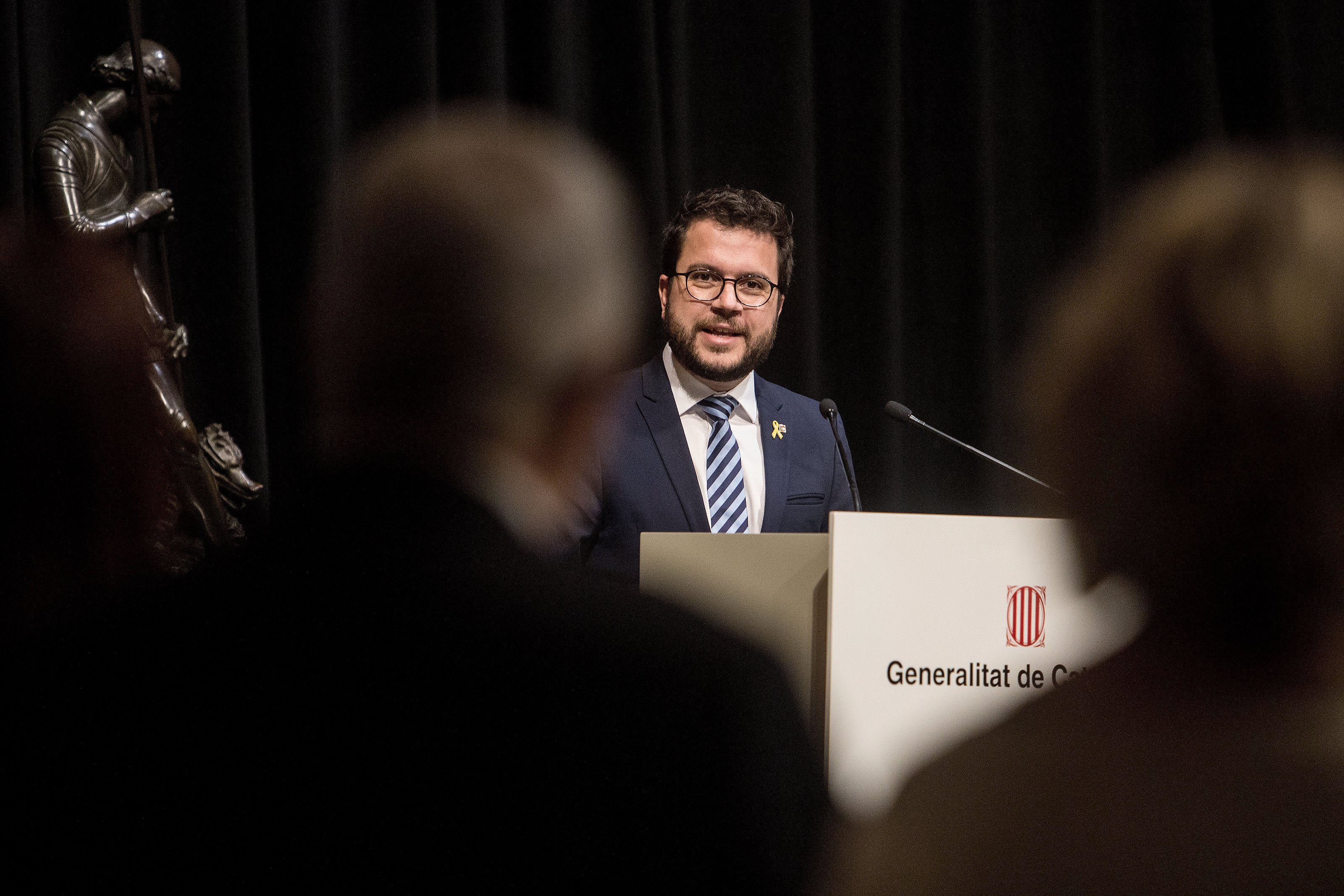 Aragonès pide al PSOE "superar el miedo" al PP y ofrecer soluciones a Catalunya