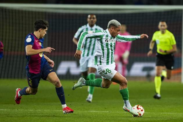 Vitor Roque, Pau Cubarsí, Barça-Betis, Copa del Rey / Foto: EFE Vitor Roque, Pau Cubarsí, Barça-Betis, Copa del Rey / Foto: EFE