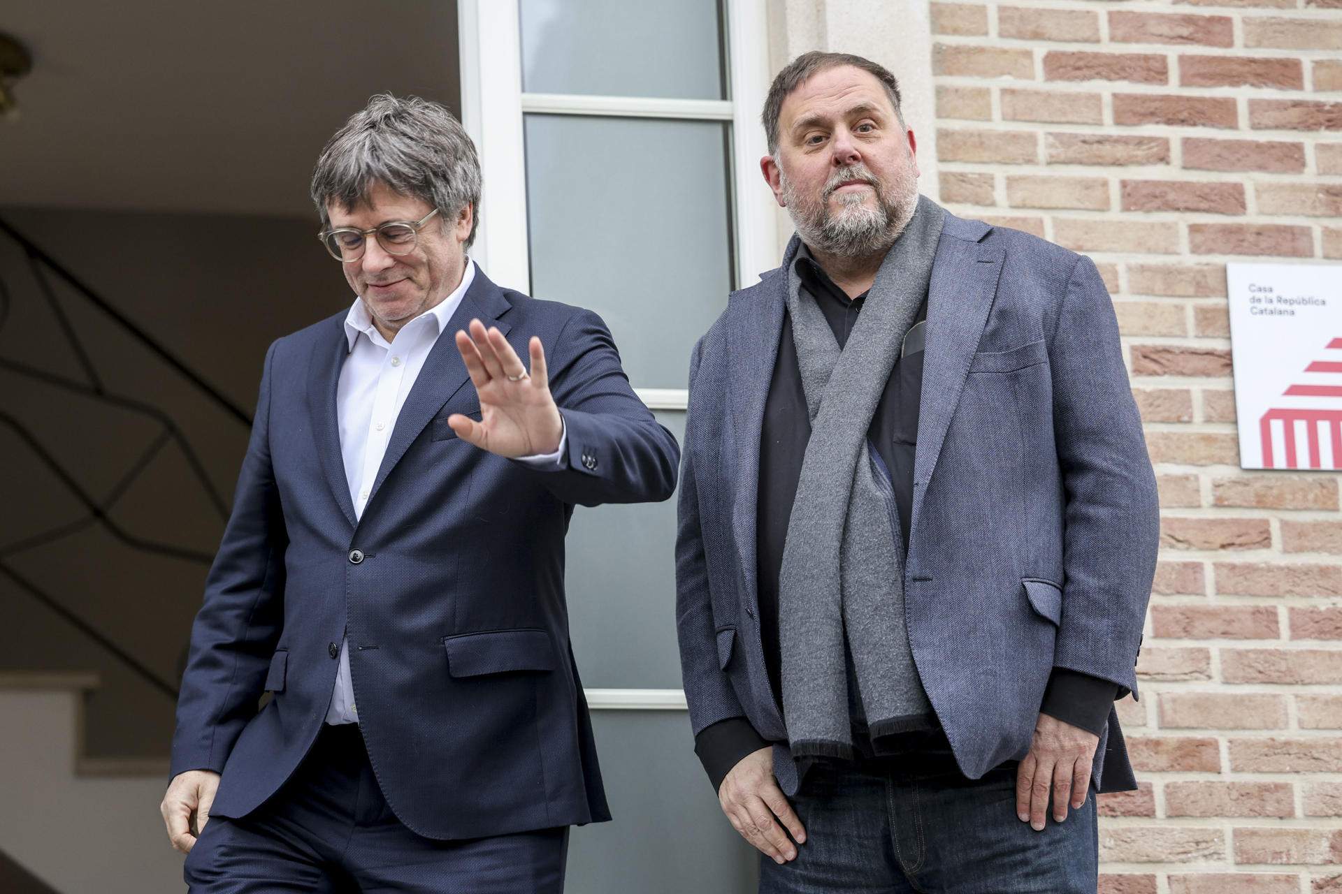 Creus que la crisi del PSOE beneficia l'independentisme?