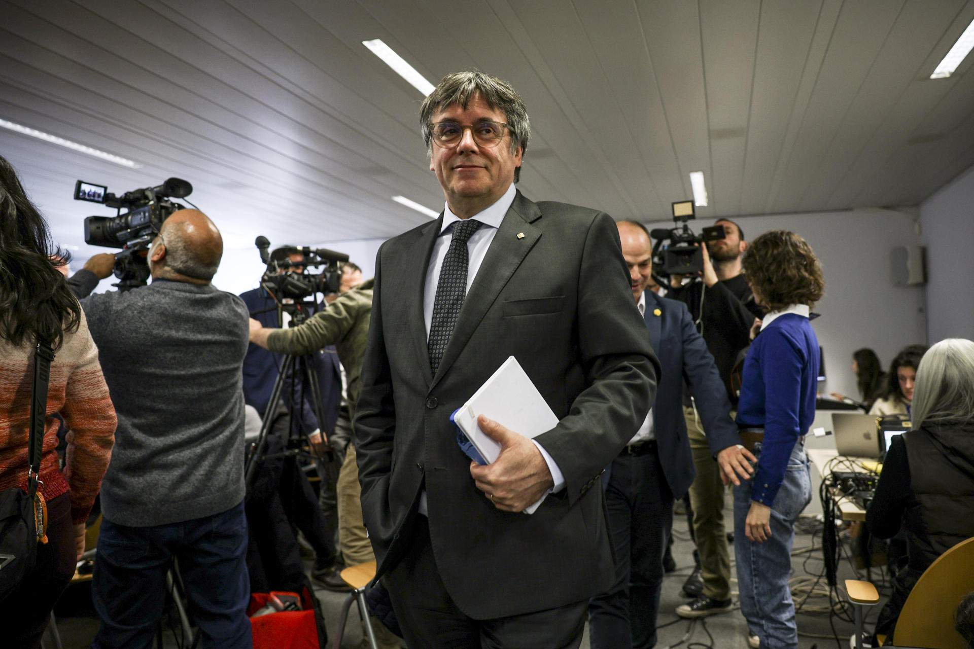 Puigdemont trenca el silenci sobre les eleccions al Consell de la República