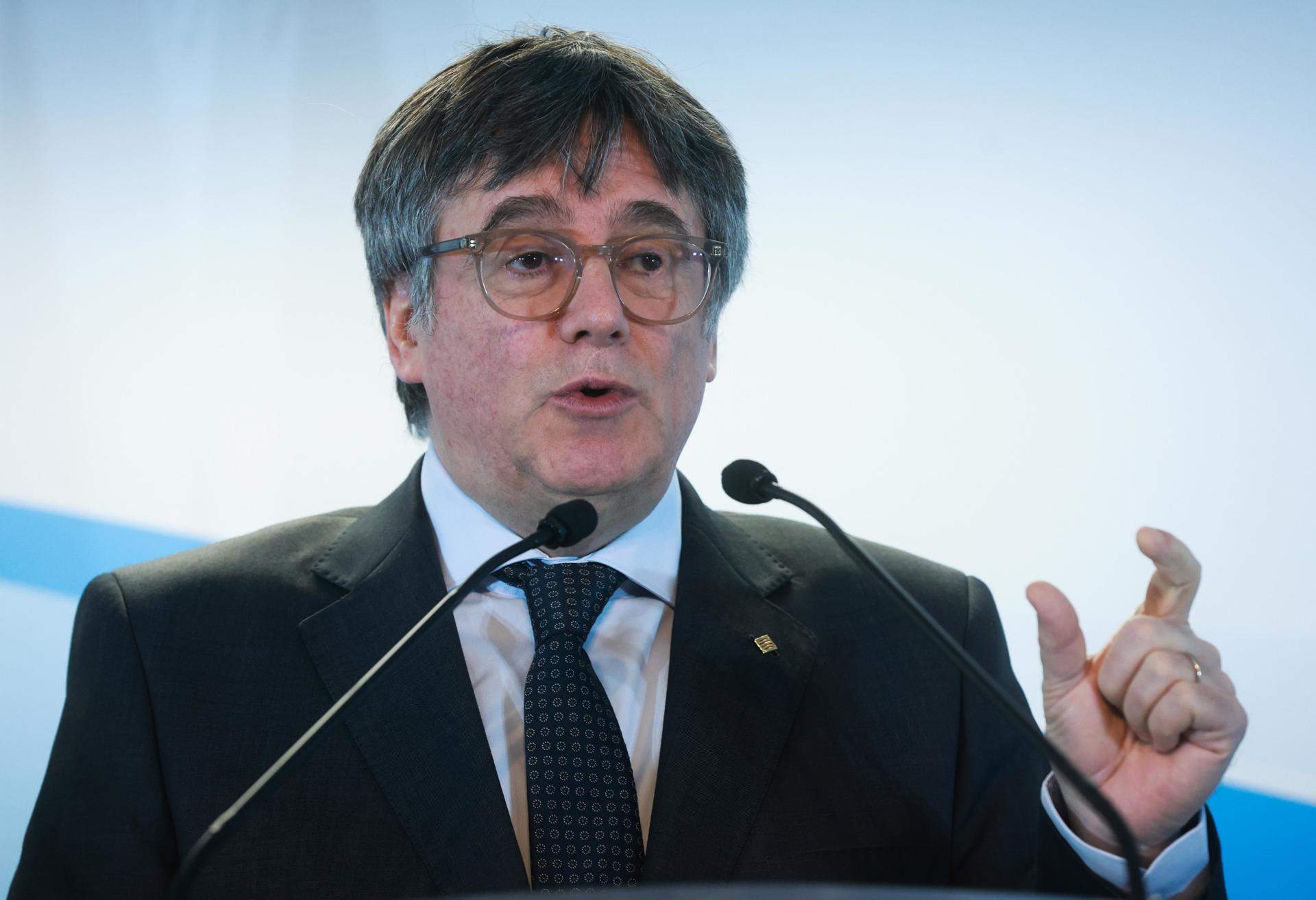 Puigdemont respon a l'atac del líder de CCOO amb aquestes sis receptes de l'última llesca de pa Bimbo