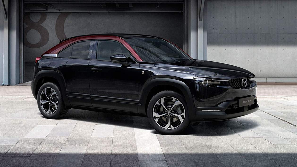 Mazda baja todavía más el precio y convierte este híbrido en la compra inteligente de febrero