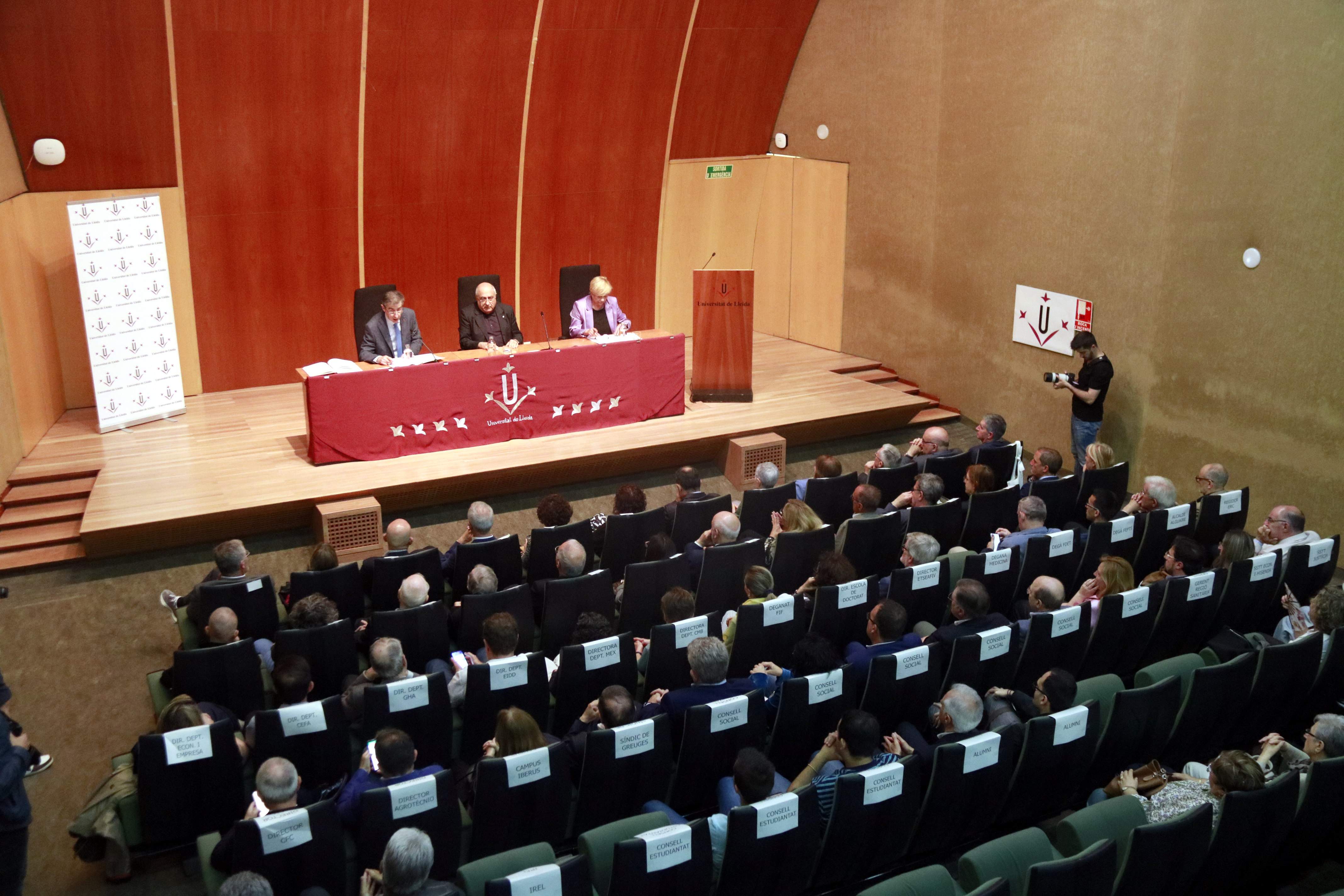 Polémica por la colaboración de la UdL con un concurso de Historia impulsado por entidades españolistas