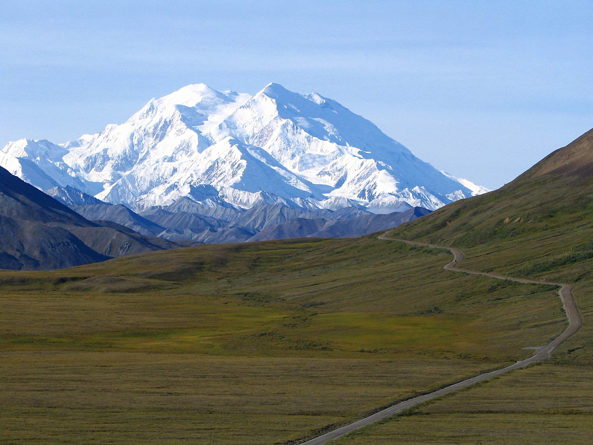 Trump cambia el nombre de la montaña más alta de EE.UU.: ¿por qué?