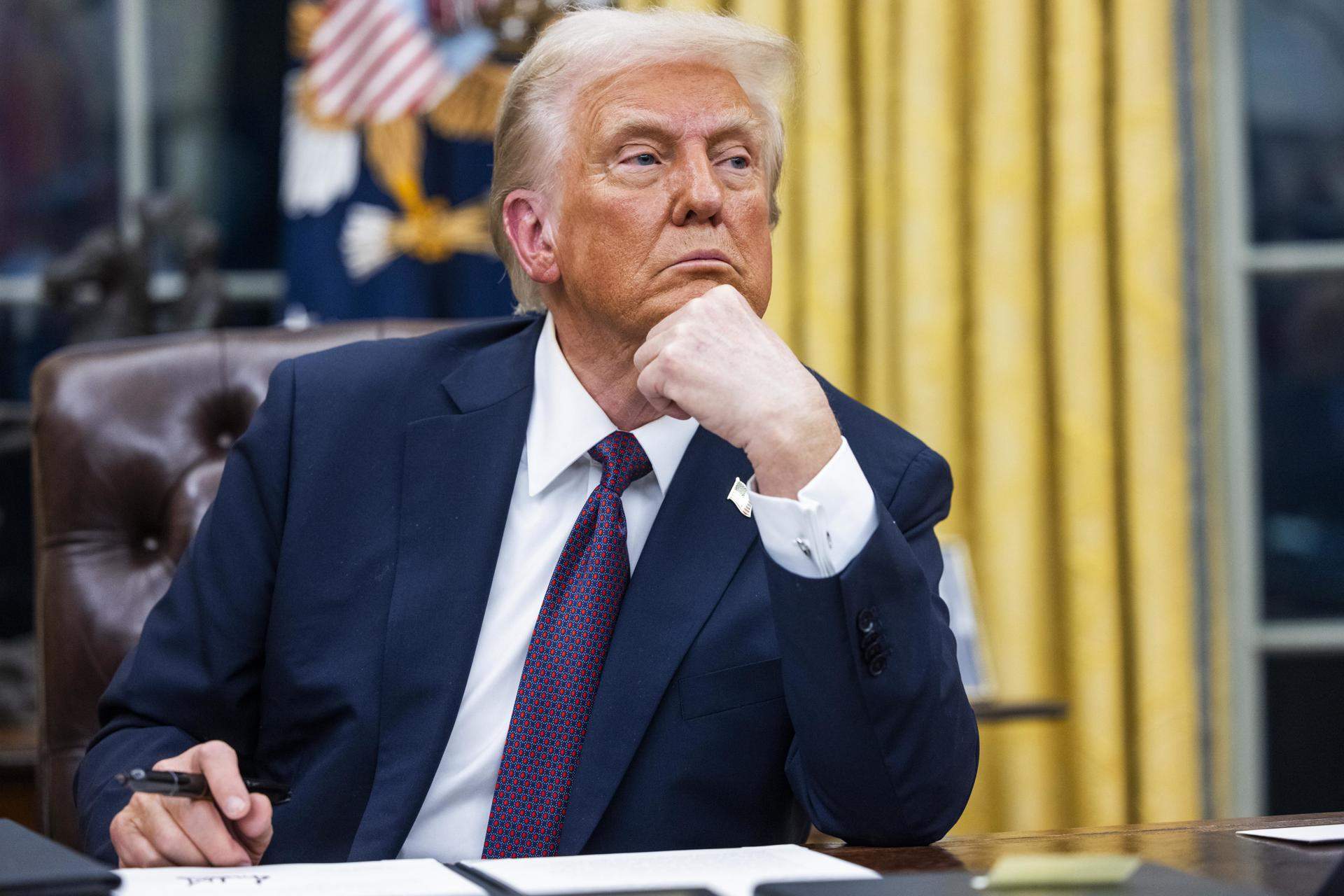 Trump envía a casa a los trabajadores públicos de los programas de diversidad e igualdad, que se quiere cargar