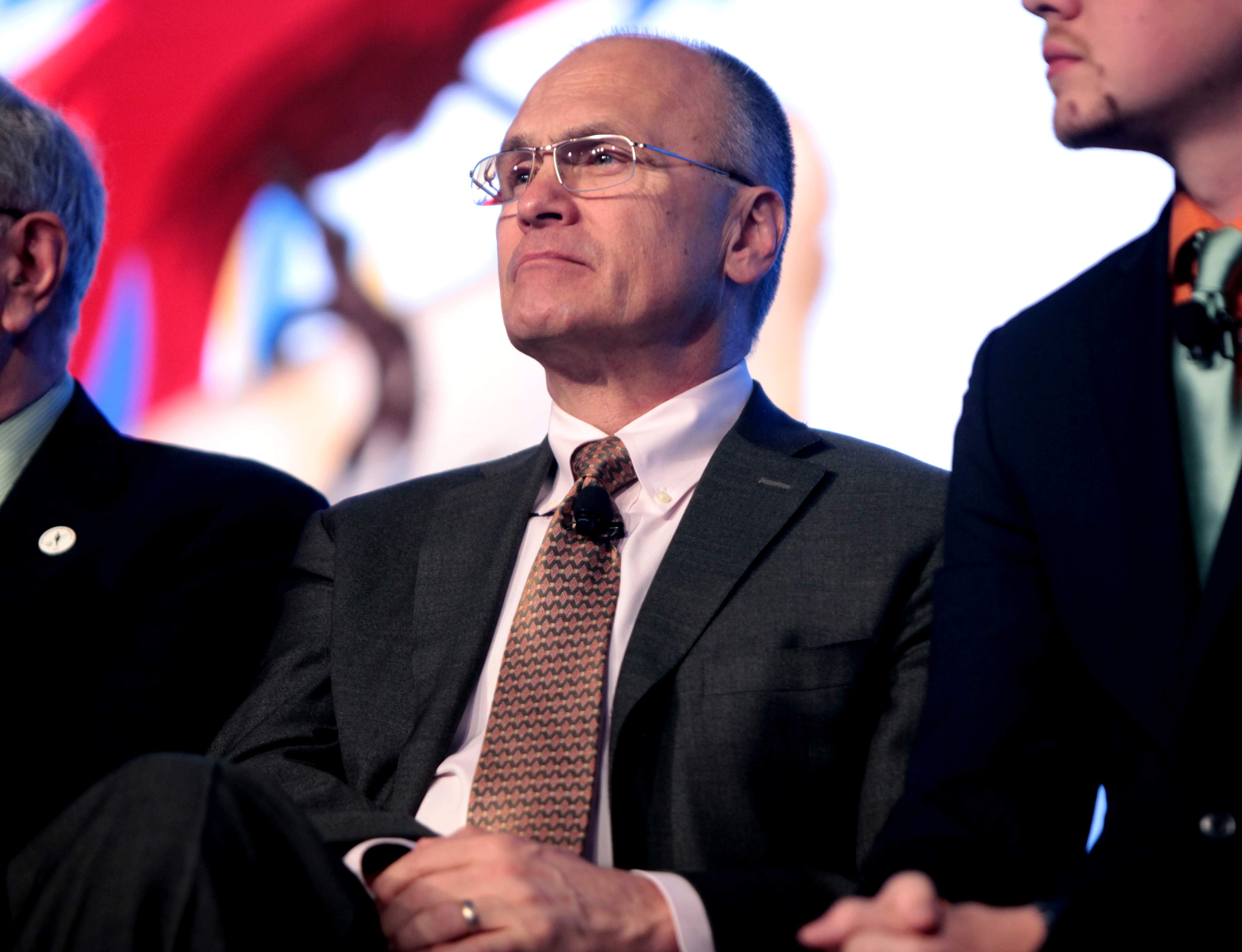 El ex CEO de una compañía de hamburguesas, el escogido por Trump como embajador ante de la UE