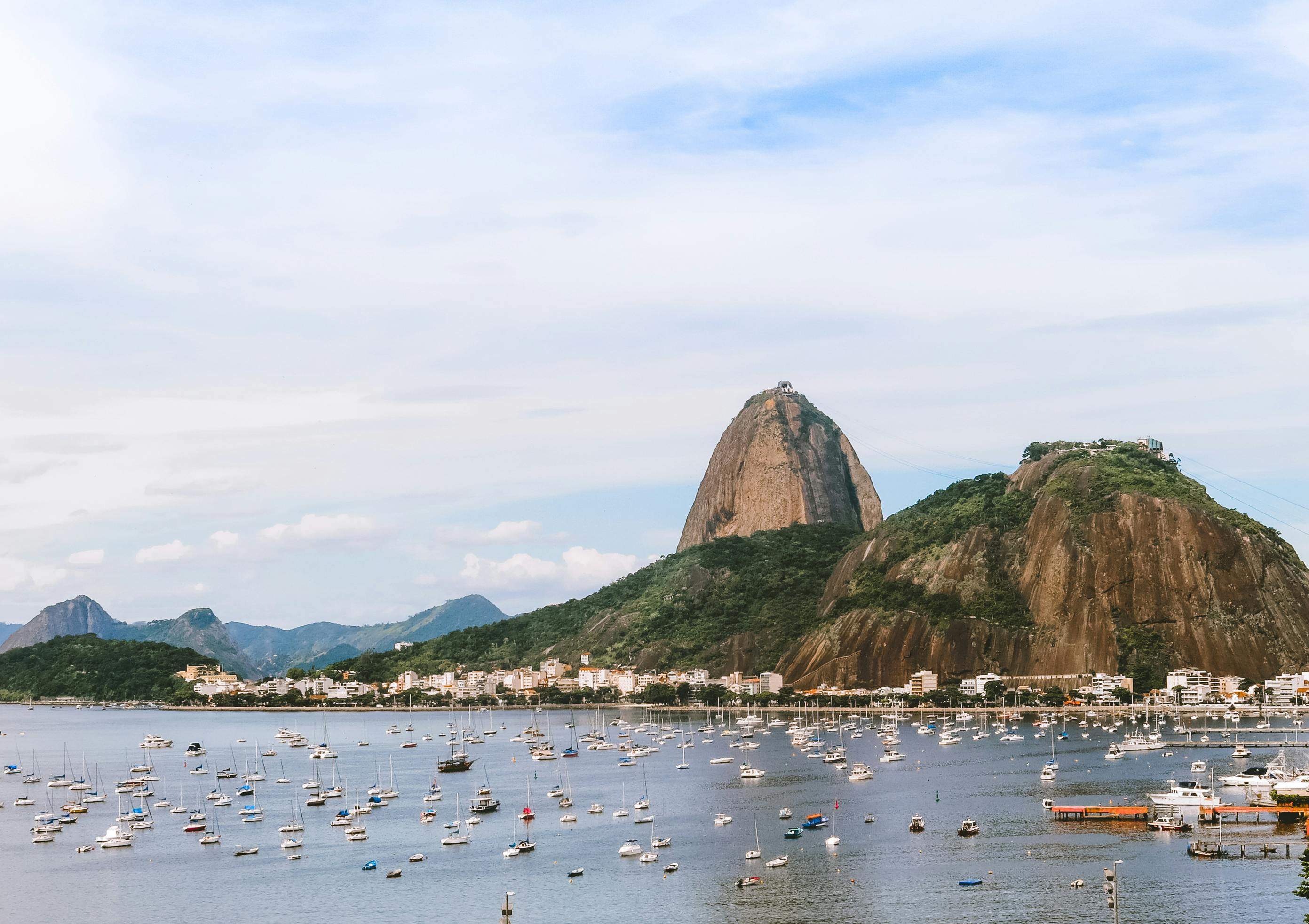 El secretario general de ONU Turismo presenta nuevas guías para potenciar la inversión en turismo