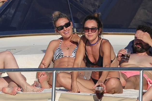 Alexia Putellas y Olga Ríos en Ibiza / GTRES Alexia Putellas y Olga Ríos en Ibiza / GTRES