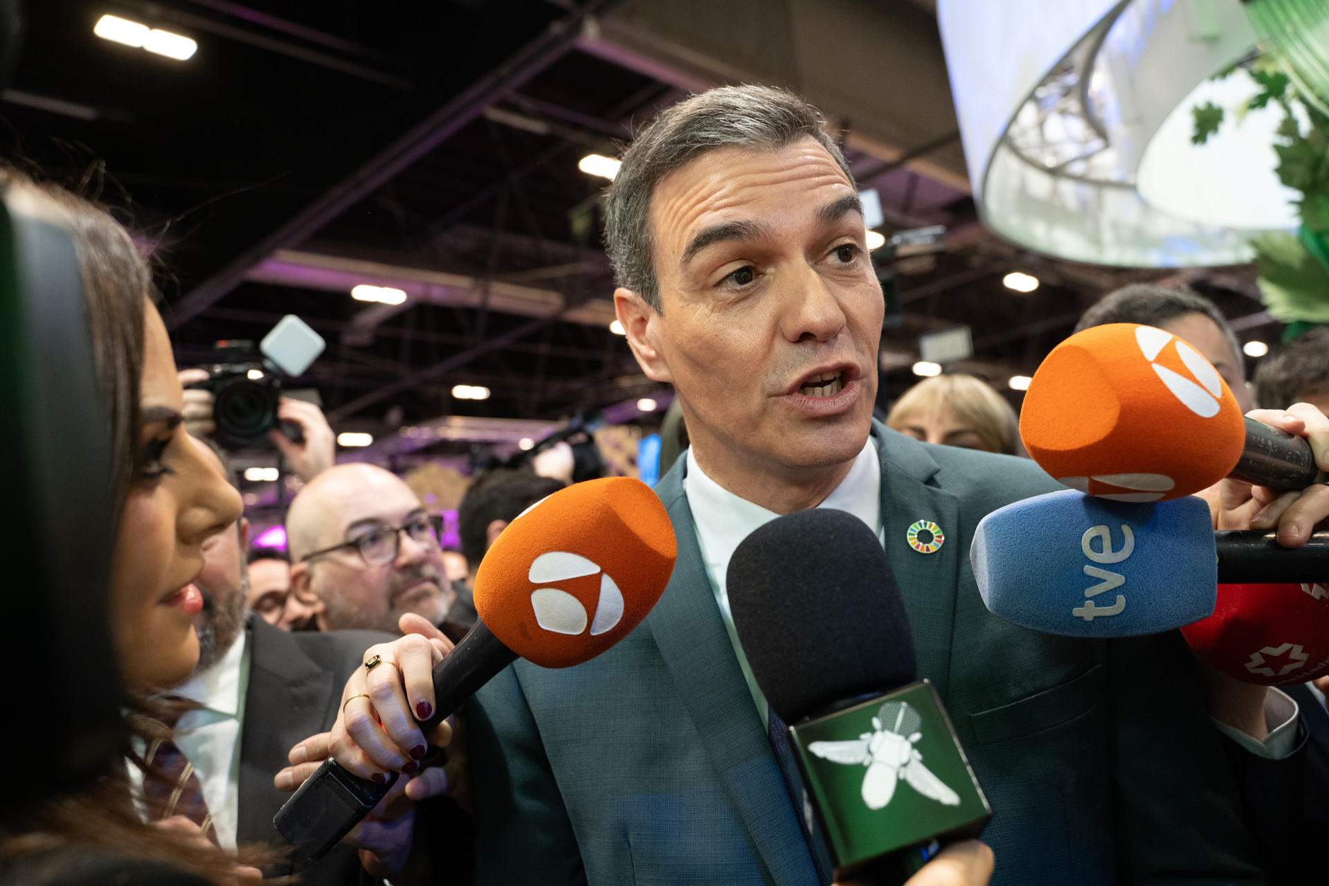 Sánchez rechaza las propuestas de Junts y PP y defiende un nuevo decreto ómnibus