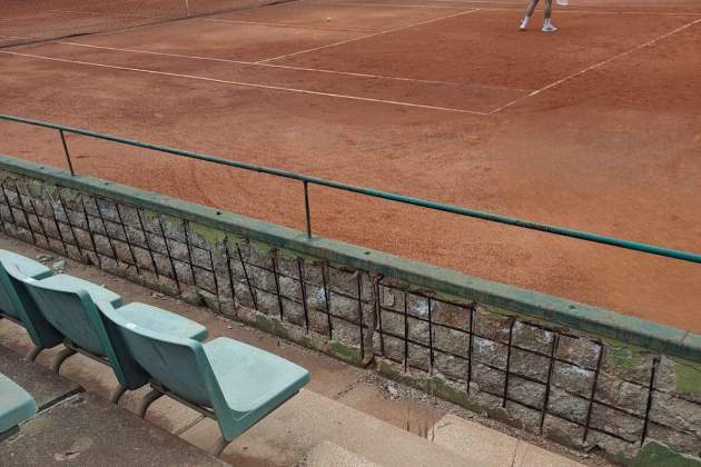 estat pista tennis vall hebron foto cedida estat pista tennis vall hebron foto cedida