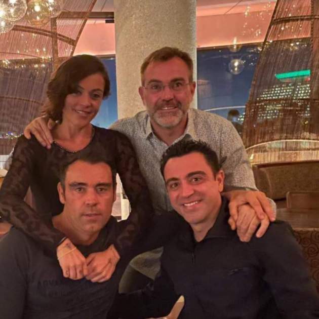 Xavi Hernández con sus hermanos / Instagram