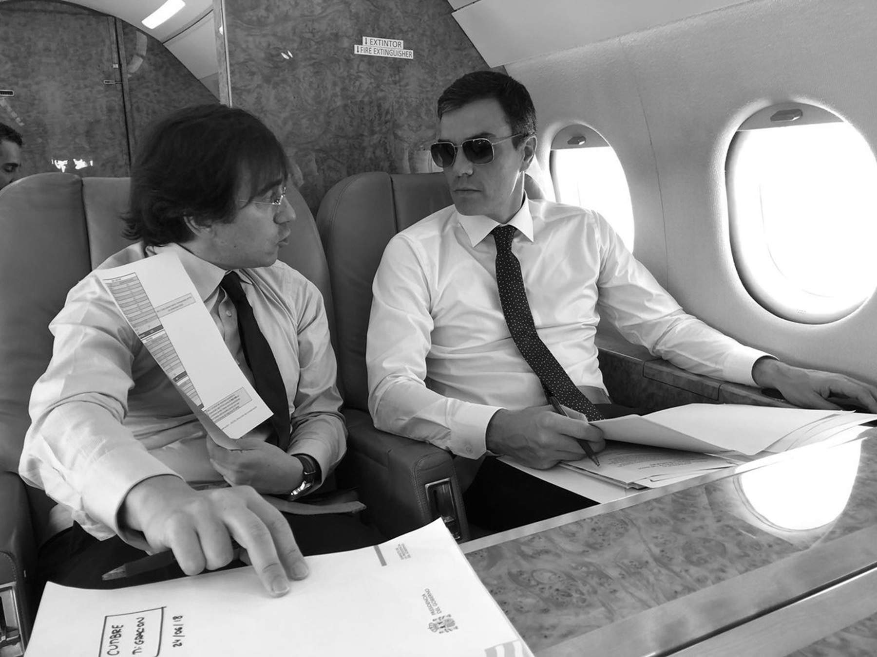 El 'ABC' aplasta a Sánchez mientras este se dedica a dar vueltas al mundo