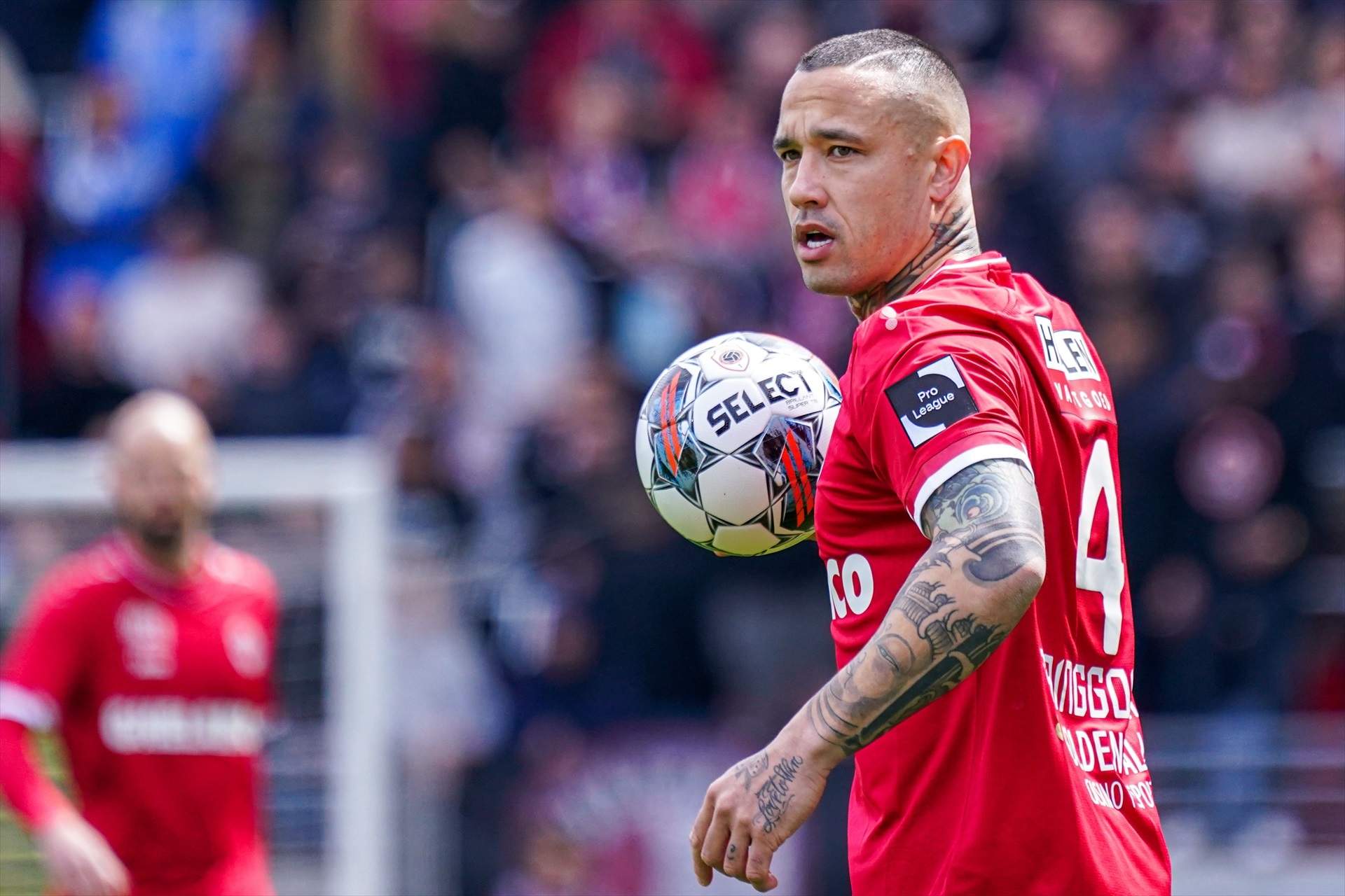 Radja Nainggolan, detenido en Bélgica por presunta implicación en tráfico de cocaína