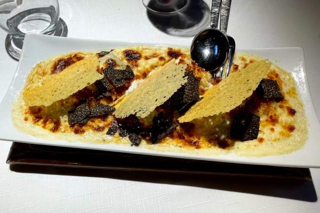 Canelons amb tòfona restaurant Ferreruela foto Oriol Foix Canelons amb tòfona restaurant Ferreruela foto Oriol Foix