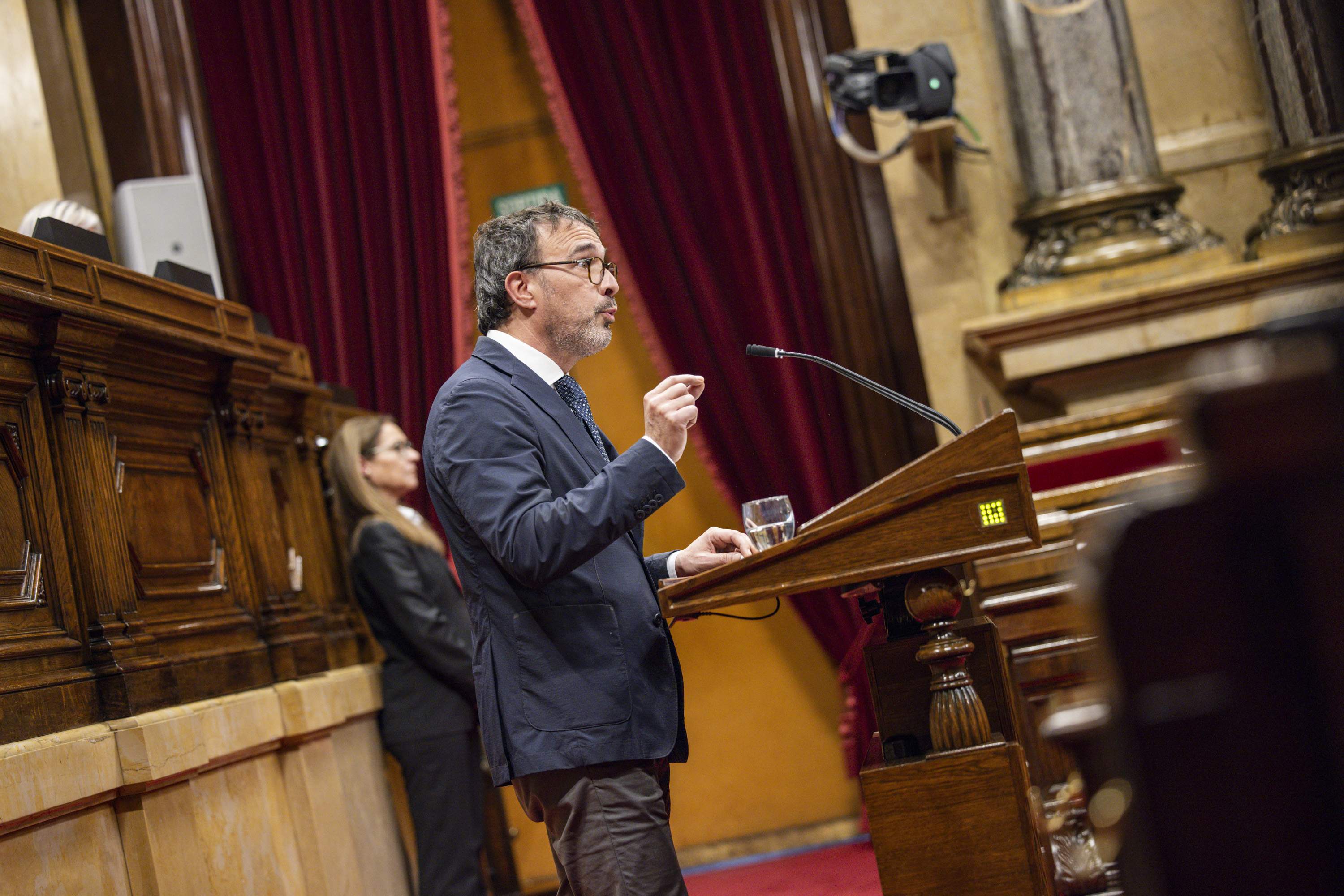 Junts pide que el Govern escoja entre redactar una ley catalana de emergencias o someterse a España