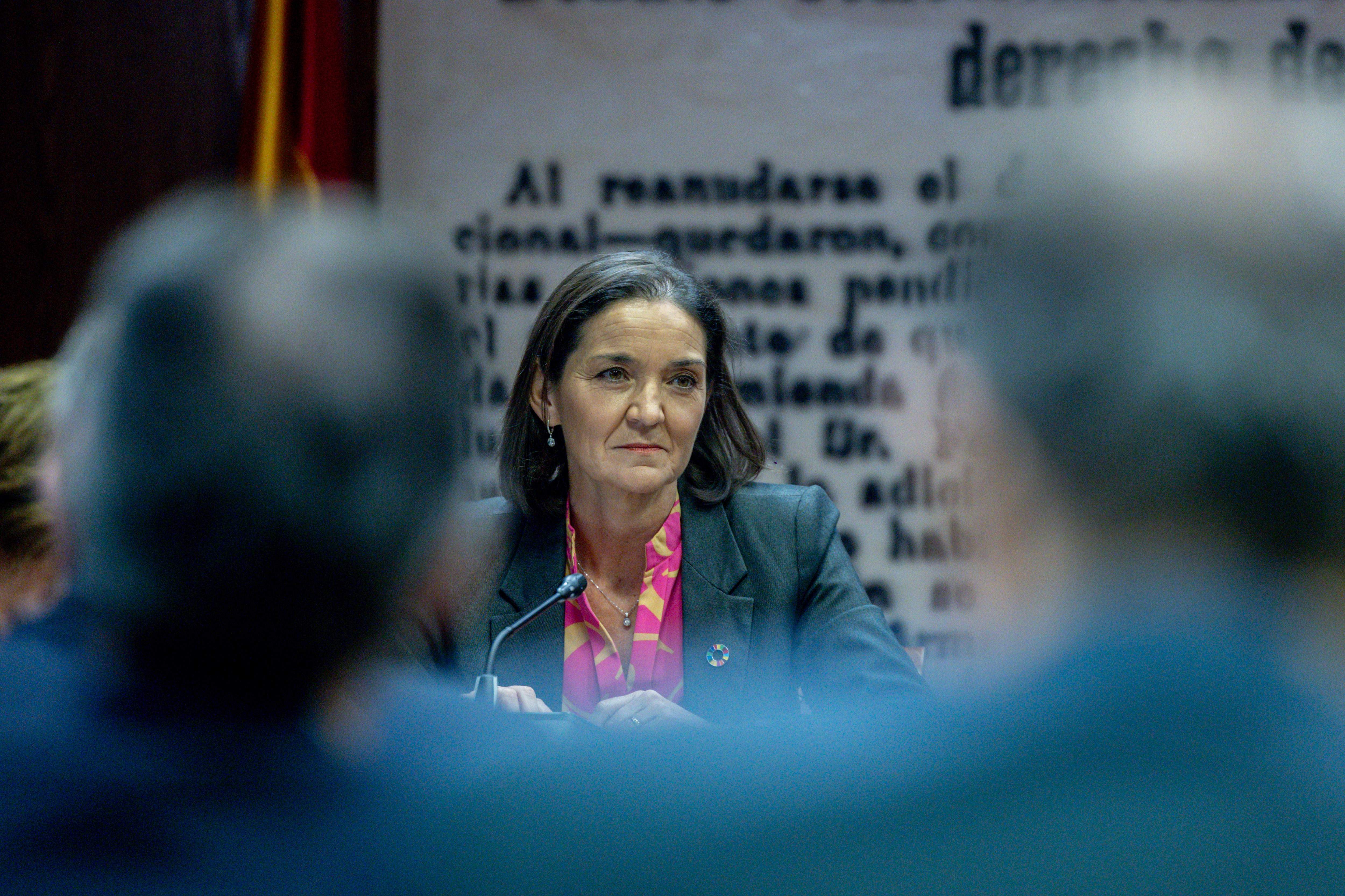 L’exministra Maroto admet “un únic contacte” amb Aldama i nega cap relació amb Koldo