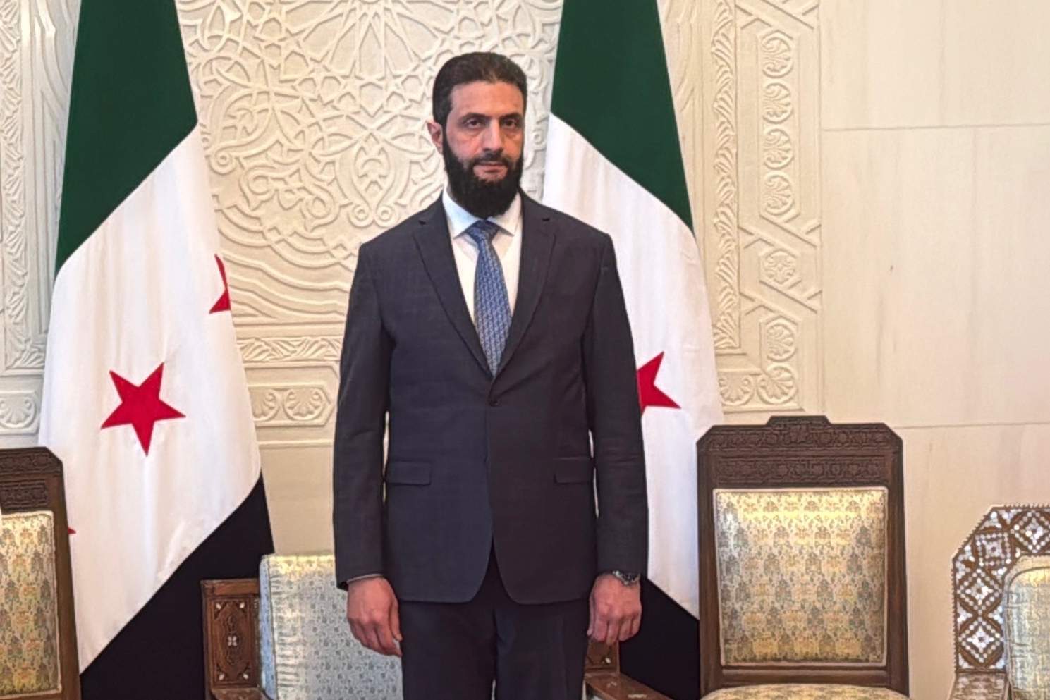El líder de la revolución siria, nombrado presidente durante el periodo de transición