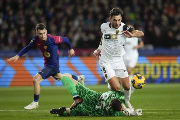 Szczesny contra el Valencia / Foto: EFE Szczesny contra el Valencia / Foto: EFE
