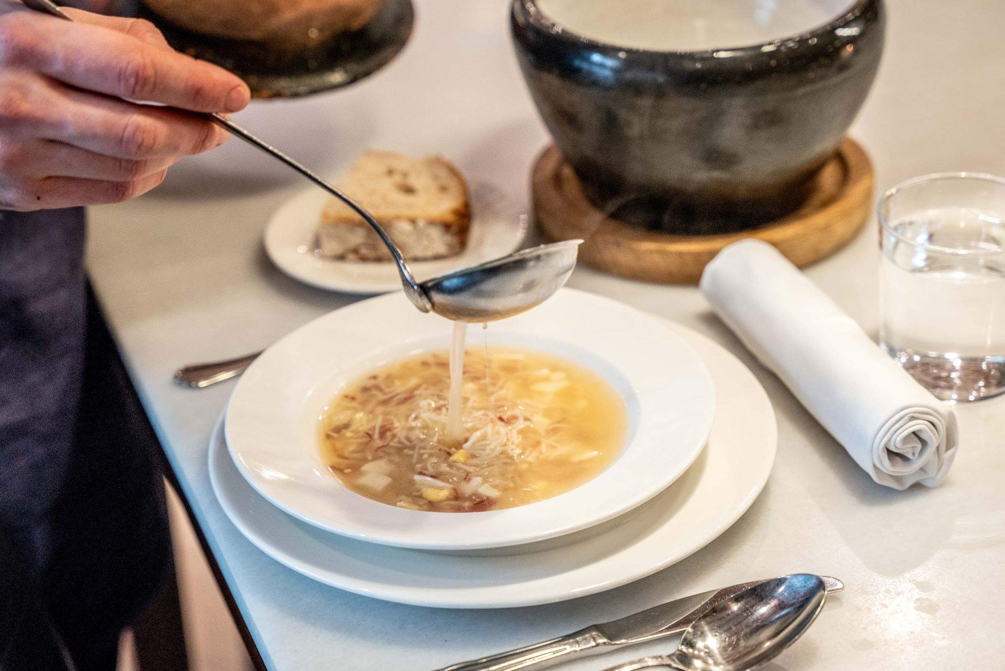 'Cocido' madrileny o escudella catalana? La sopa tradicional que ja no es troba als restaurants