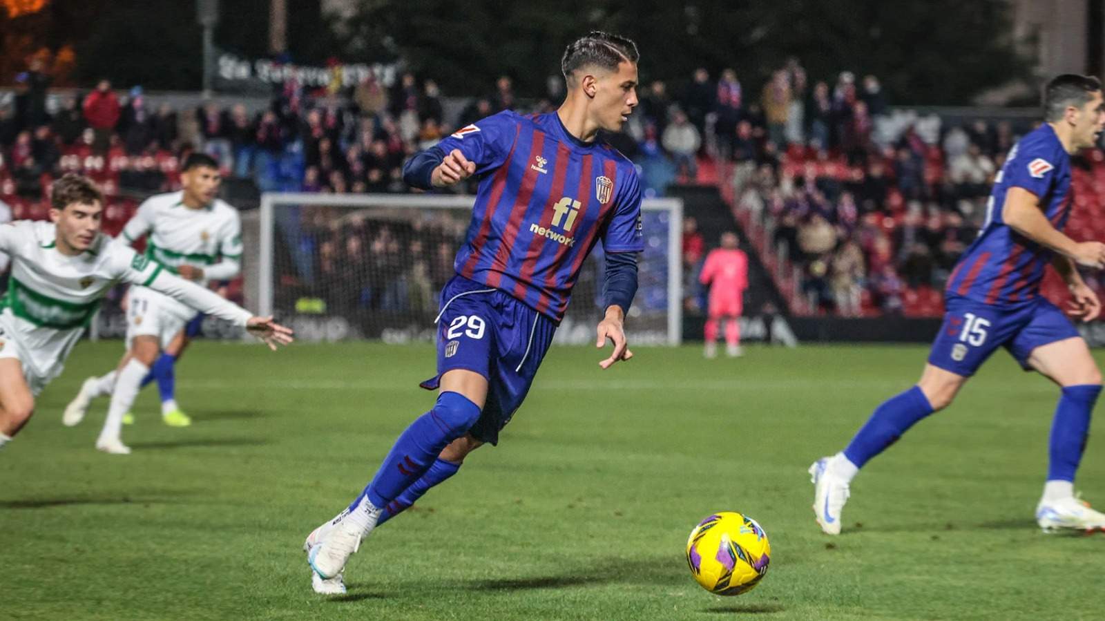 El Barça le arrebata un fichaje al Real Madrid: Alan Godoy se incorpora hasta 2027